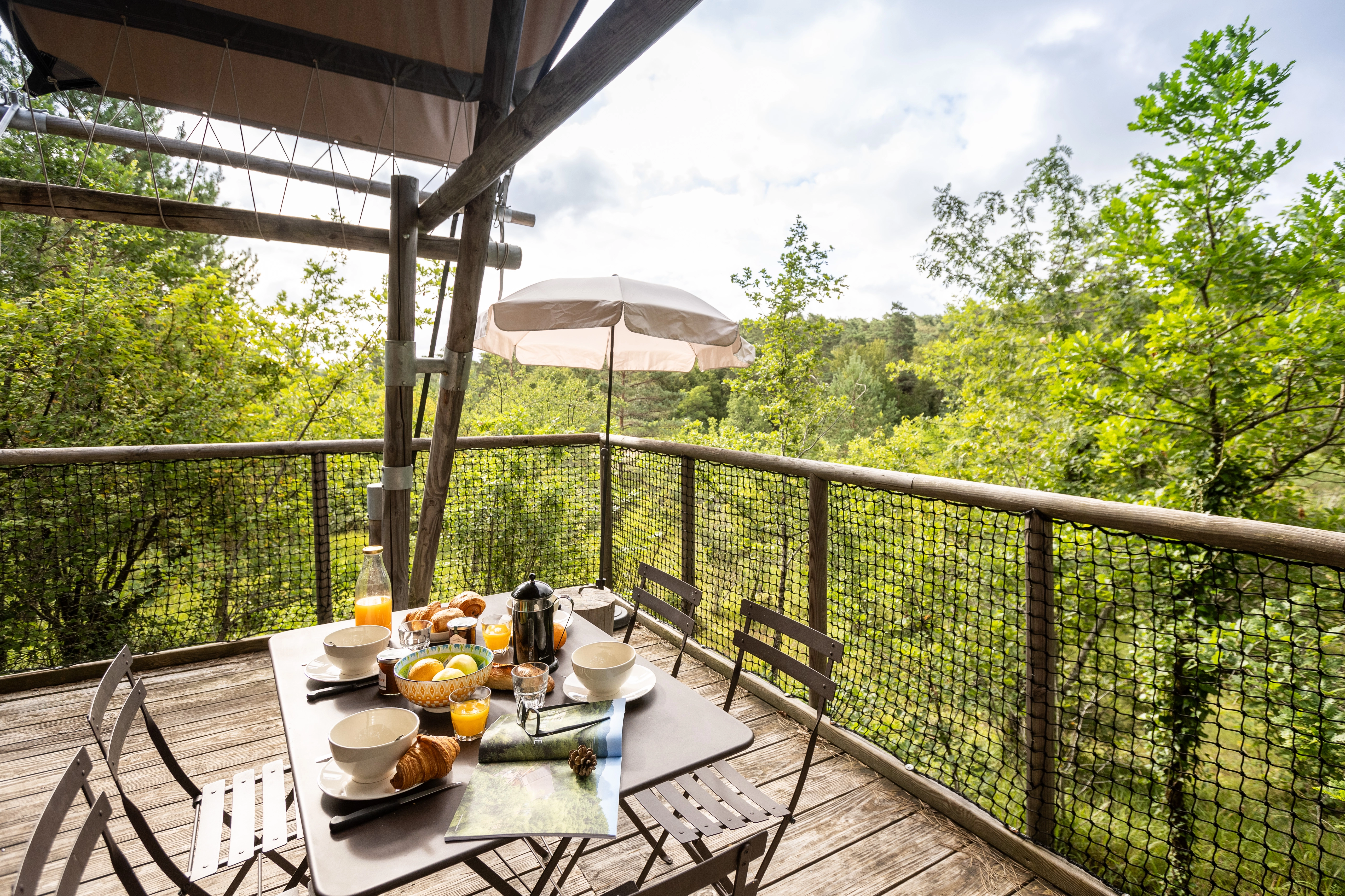 Petit-déjeuner Make Fire chez Huttopia