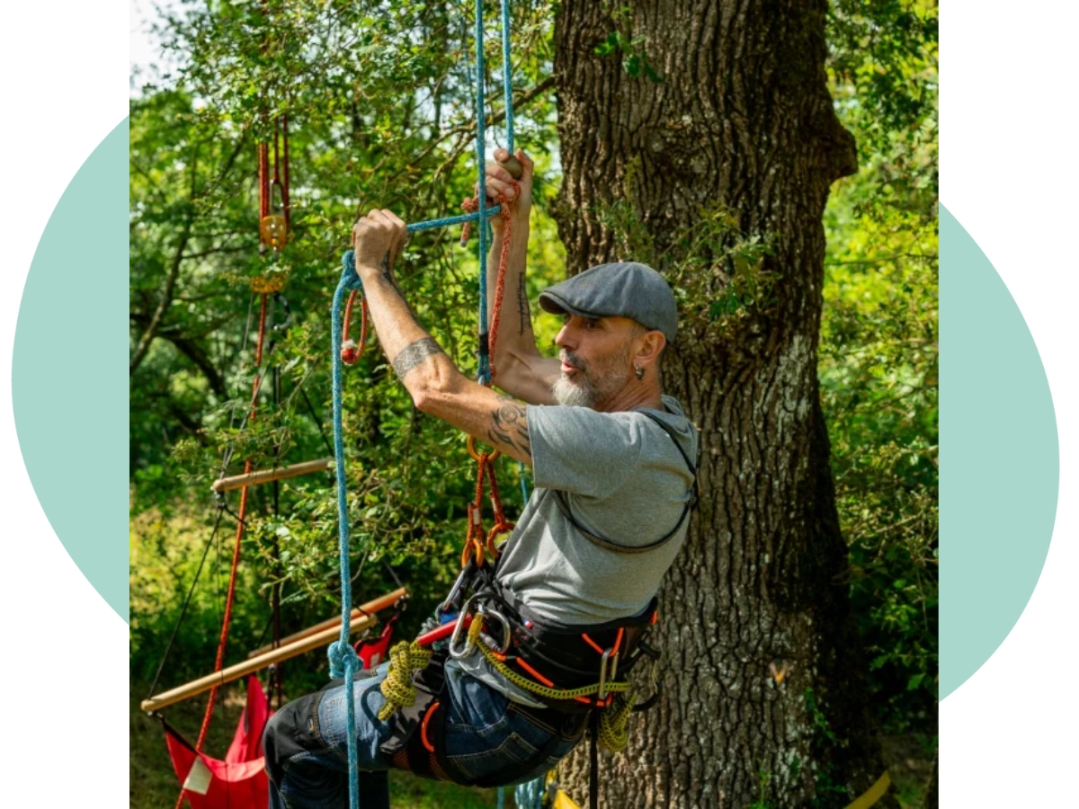 Héros - Cédric éducateur grimpe d'arbres